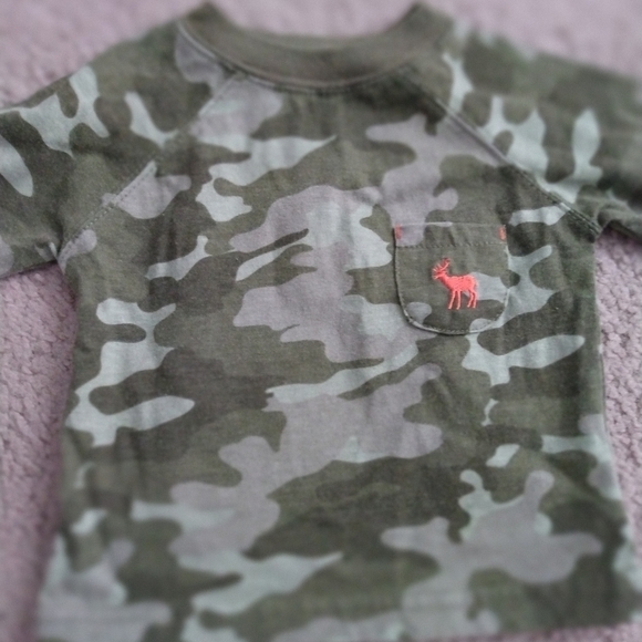 Baby Connection Newborn Camo Shirt - Picture 2 of 8